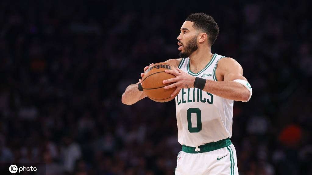 塔图姆重伤带来两大疑问 绿军会因此阵容瓦解吗？